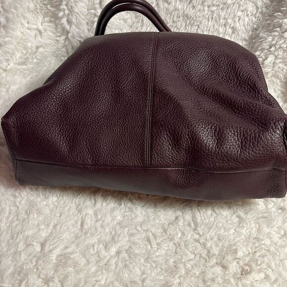 Vince Camuto pebble leather deep purple Hobo shoulder bag silver tone hardwares - Picture 6 of 15